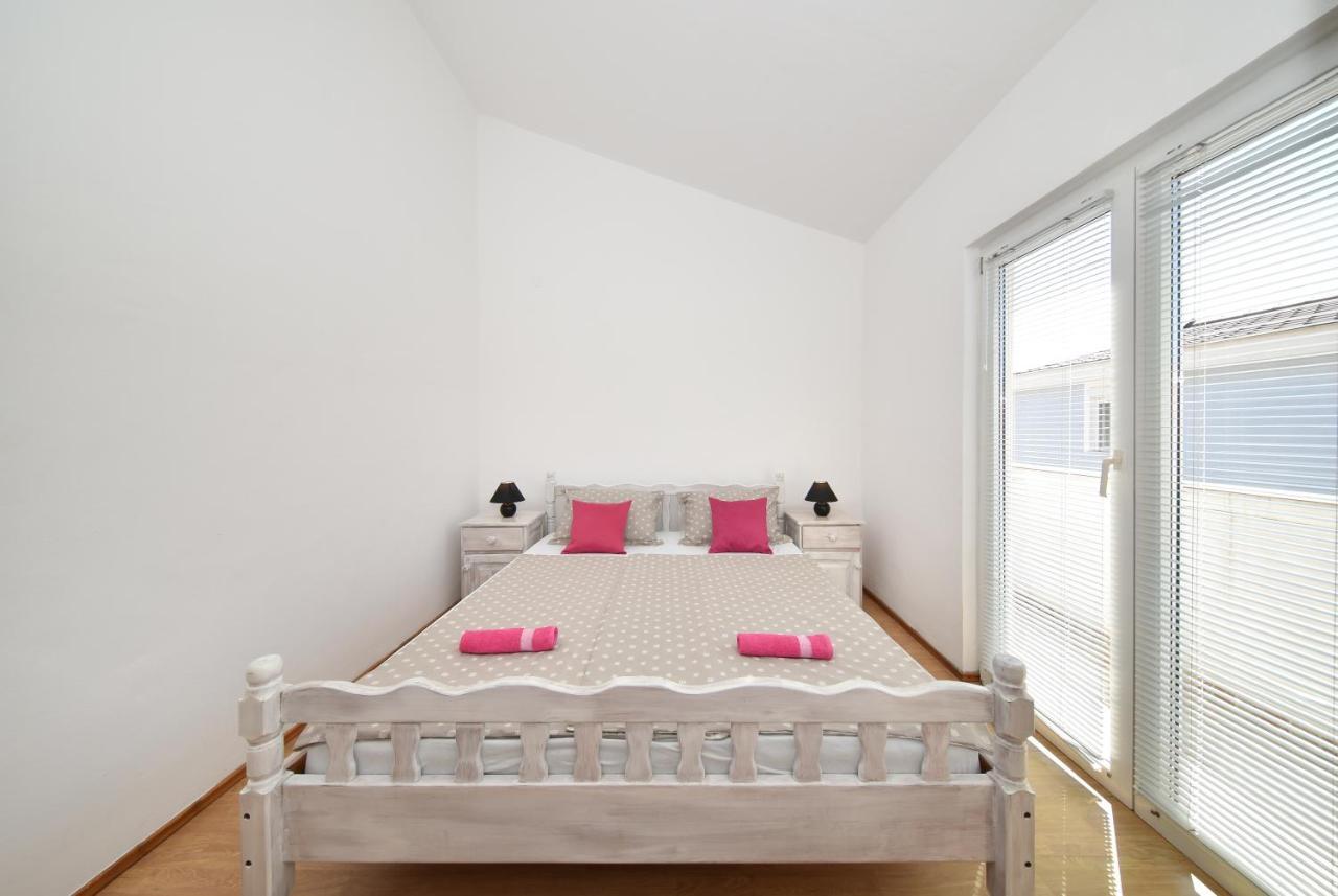 Apartments Krepo Vir Dış mekan fotoğraf