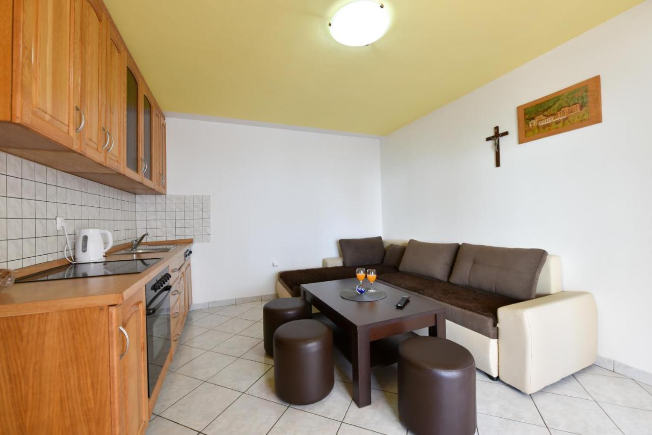 Apartments Krepo Vir Dış mekan fotoğraf